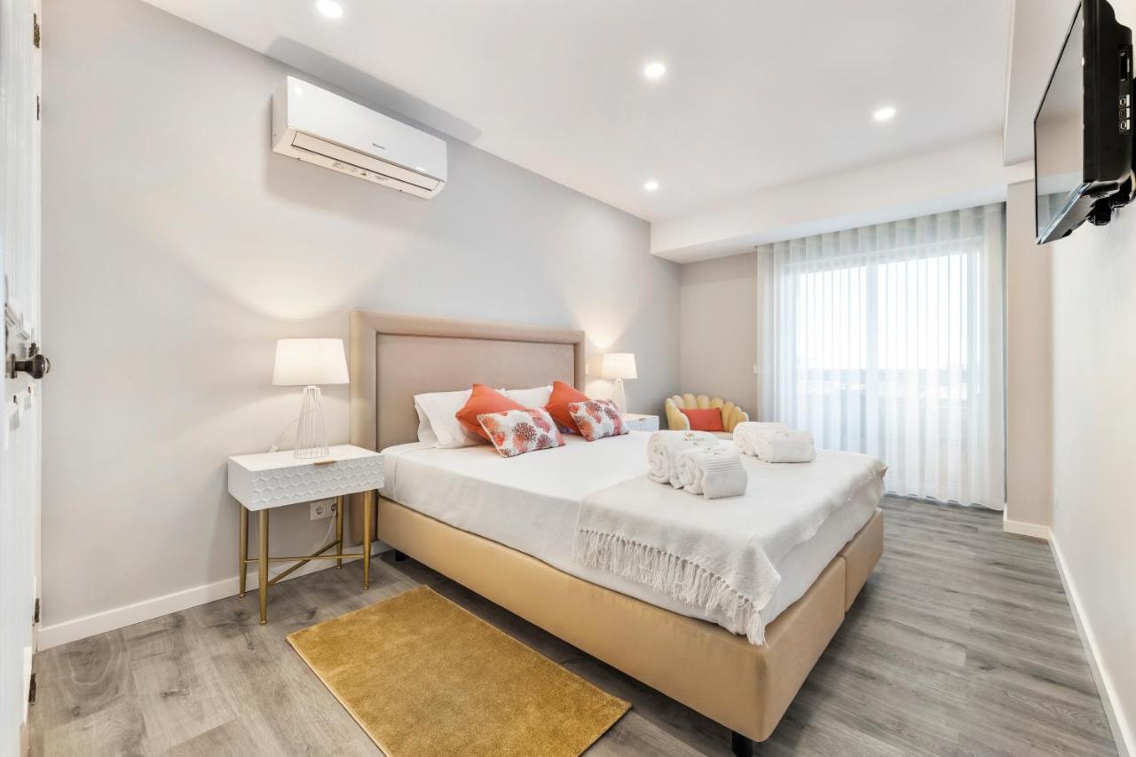 Faro Main Avenue Apartment ภายนอก รูปภาพ